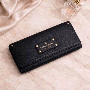 Kate Spade Black Pebbled Leather Trifold Wallet Designer Logo Gold Plate